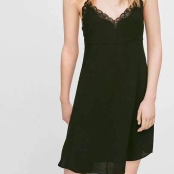 Wilfred Dresses & Skirts - Aritzia Wilfred Slip Dress
